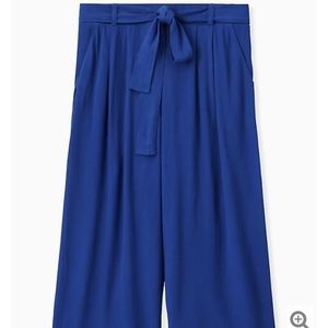 NEW blue crinkled flowy culotte wide pants